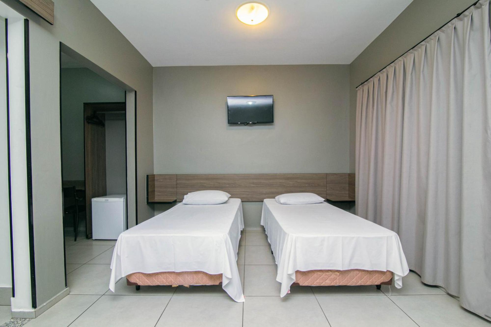 I-Hotel Пирасикаба Екстериор снимка